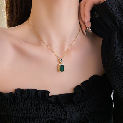 Square-cut Diamond and Emerald Necklace