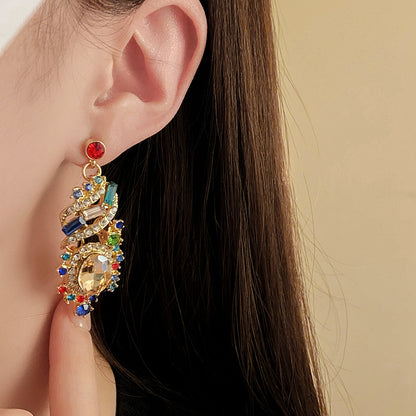 Collar ovalado de colores con incrustaciones de diamantes franceses (estilo cortesano retro)